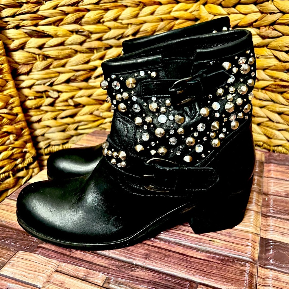 Vero Cuoio Rhinestone Biker Boots